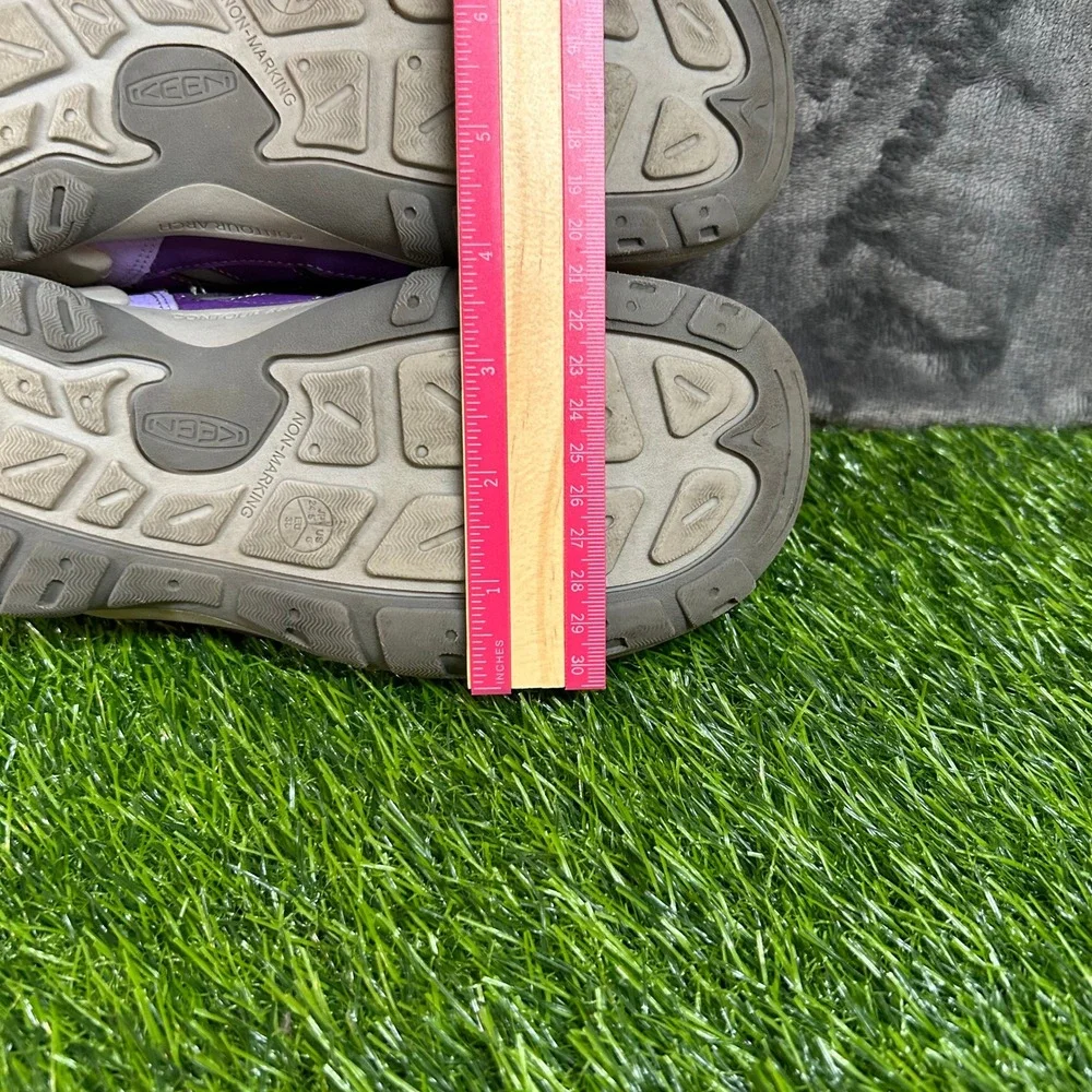 Keen Knotch‎ Hollow Sandals Water Shoes Purple Gray Adjustable Strap Kids 6